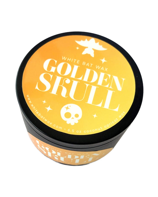 Golden Skull coconut candle. Scent of warm sandalwood, coconut and tonka.