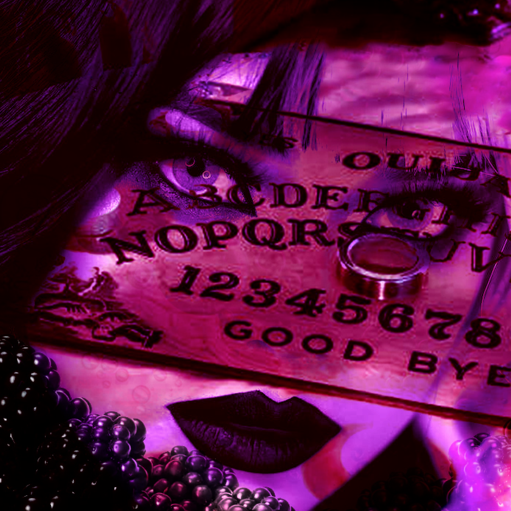 Spooklette goth girl candles and wax melts. Scent of a sweet, fizzy, sparling dark berry beverage.